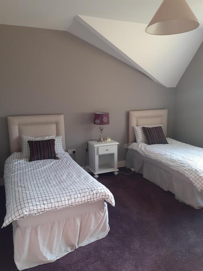 Single Or Twin Room In Lovely Country Residence Nobber Exterior foto