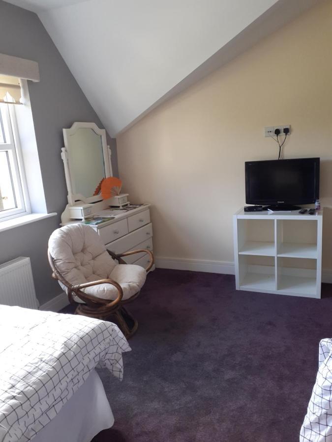 Single Or Twin Room In Lovely Country Residence Nobber Exterior foto