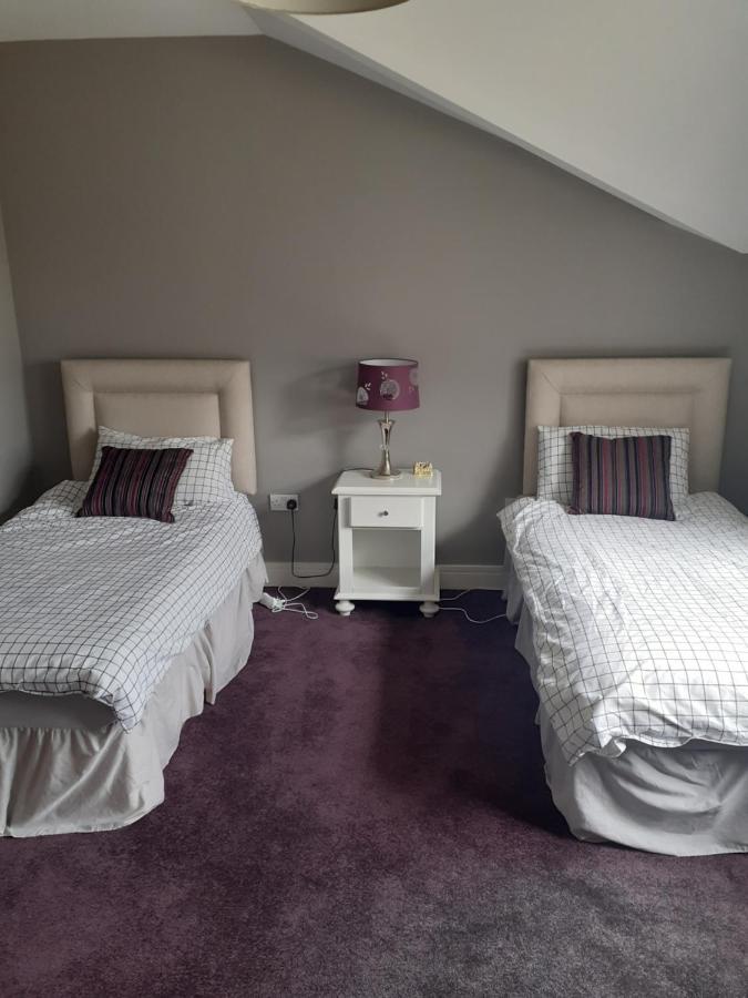 Single Or Twin Room In Lovely Country Residence Nobber Exterior foto