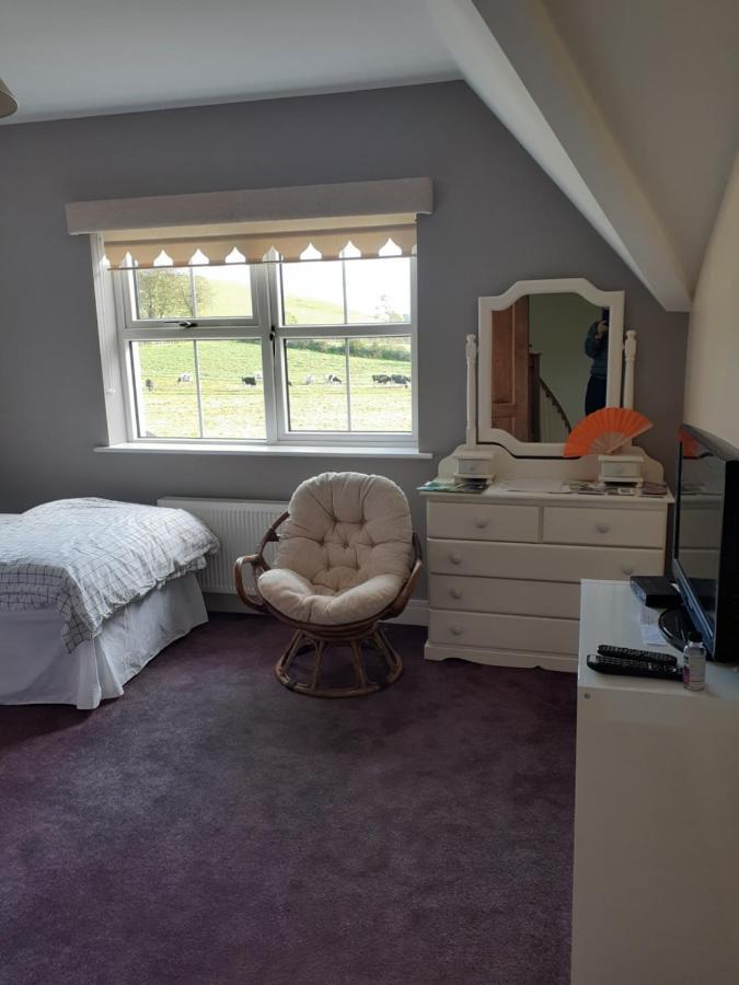 Single Or Twin Room In Lovely Country Residence Nobber Exterior foto