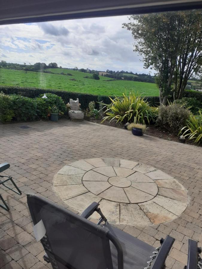 Single Or Twin Room In Lovely Country Residence Nobber Exterior foto