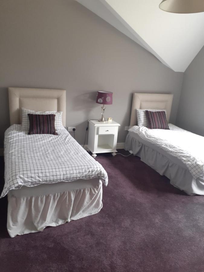 Single Or Twin Room In Lovely Country Residence Nobber Exterior foto