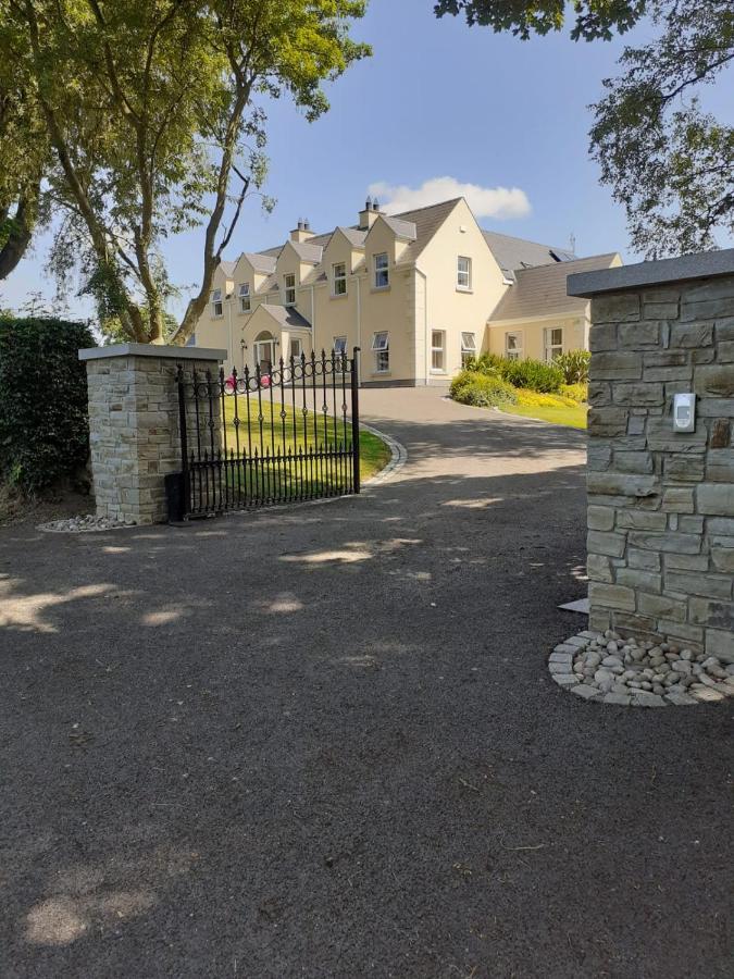 Single Or Twin Room In Lovely Country Residence Nobber Exterior foto